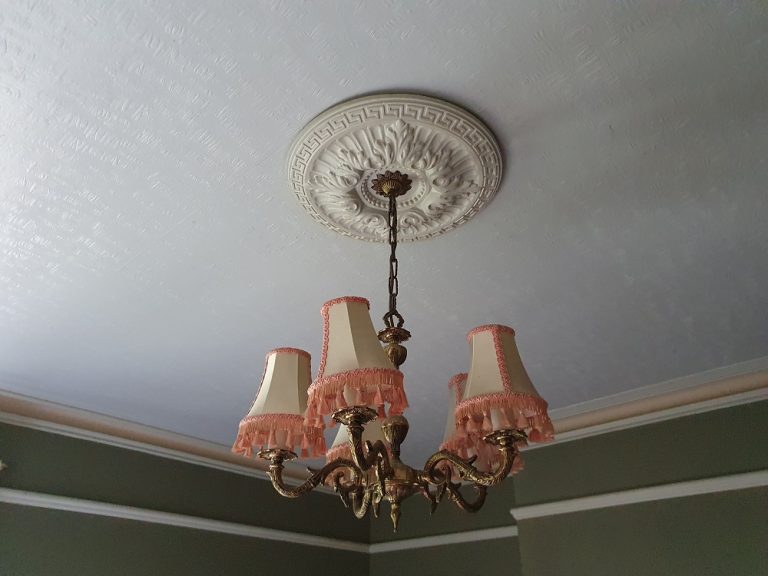 What To Do With A Wallpapered Ceiling? Be Careful!